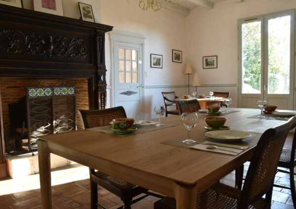 salon petits-déjeuners, chambres d'hôtes, Domaine Bellevue Cottage, Bergerac